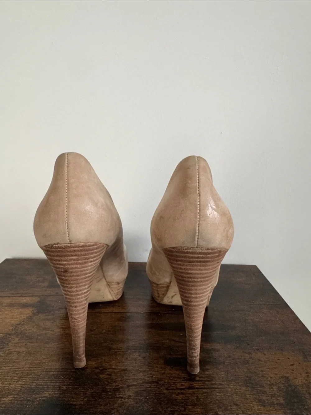 GUESS Beige/Tan Platform Pumps